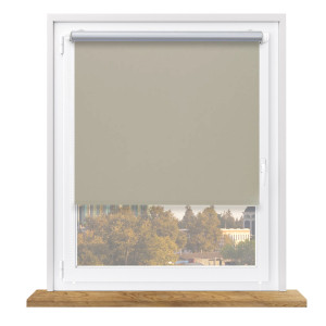 Roleta zaciemniająca termiczna z napinaczem na wymiar – jasno szara gładka